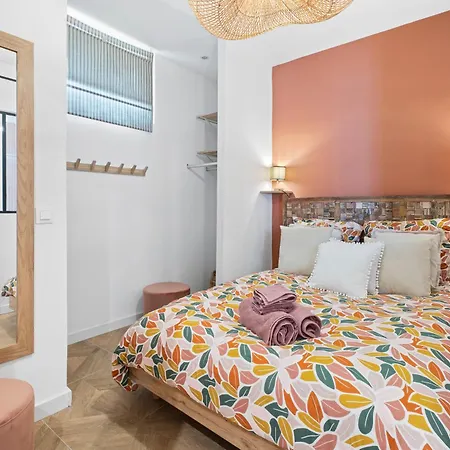 Renting - Barberis - Unique Getaway 2-room With Rooftop Terrace * 니스